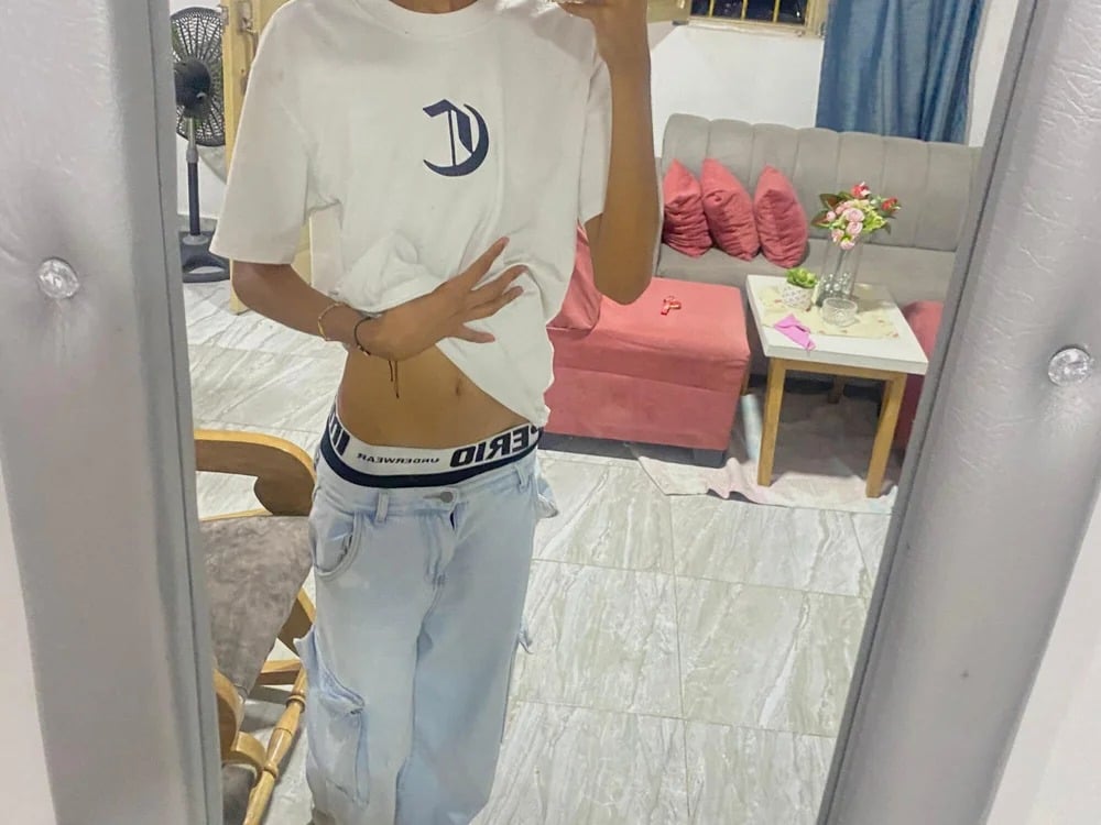 Drake_cum23 Chatroom