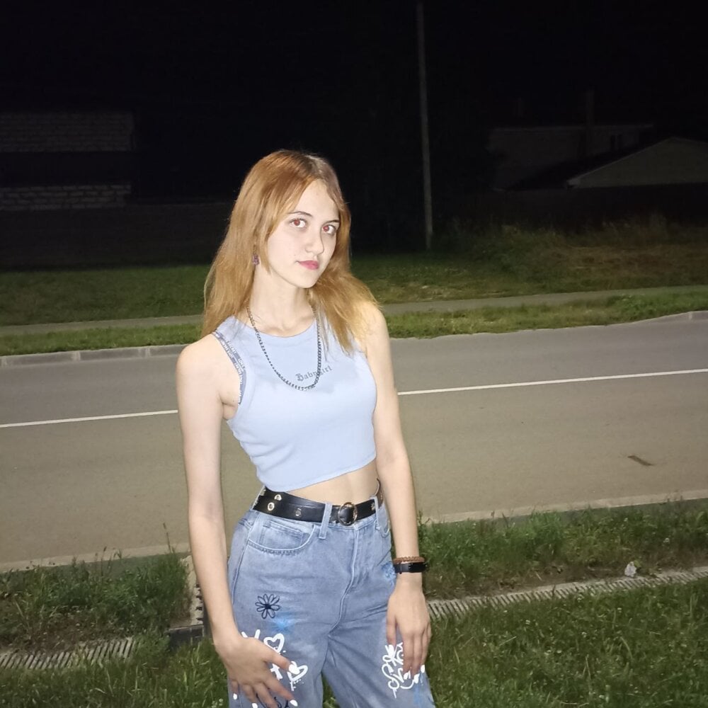 Dreamy_Pollyy Chatroom