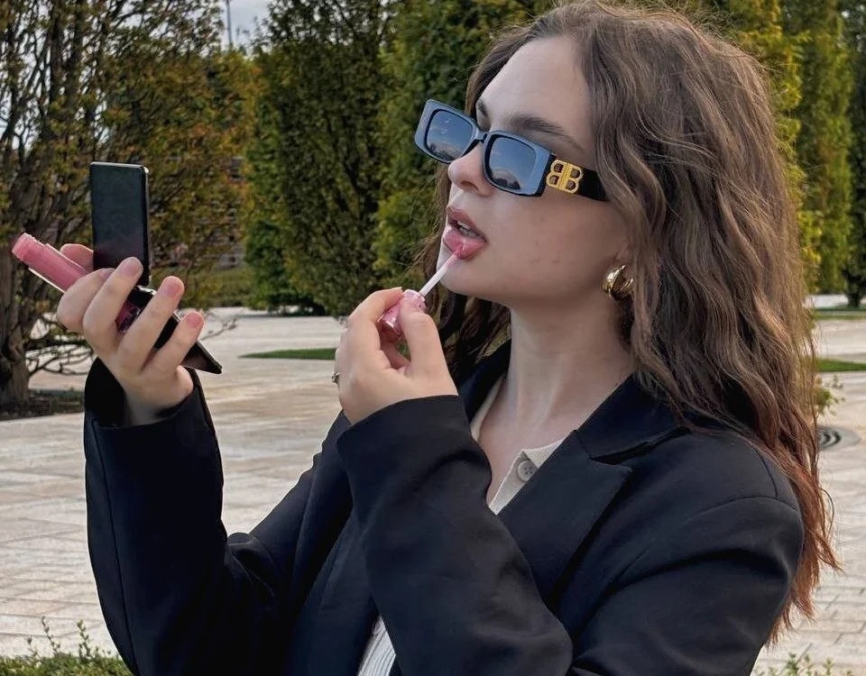 DriveThru_Emma Chatroom