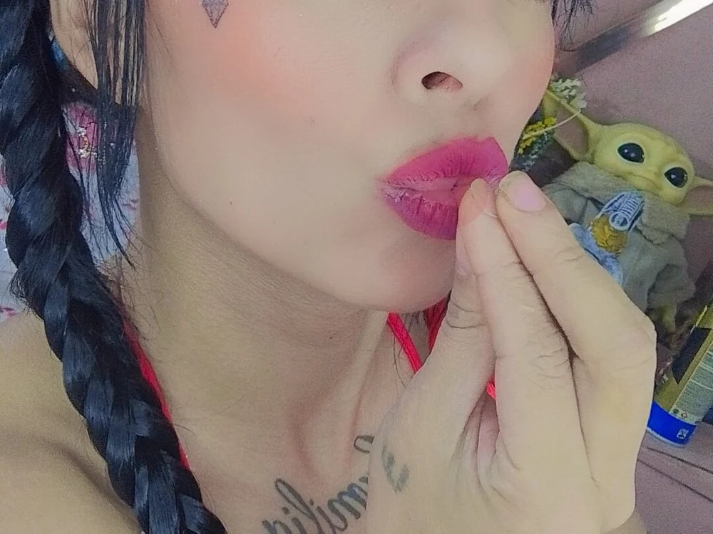 Dulce_888 Chatroom