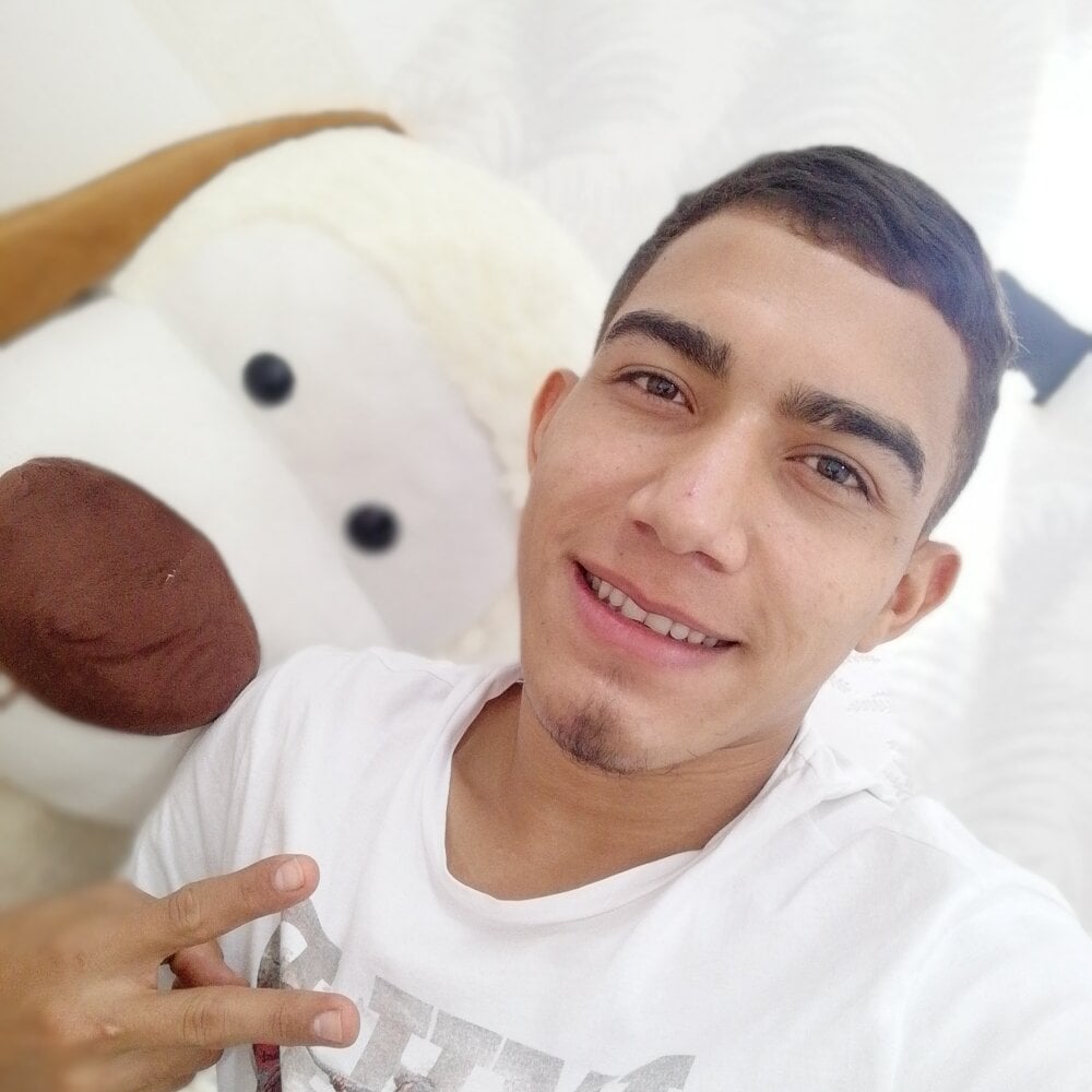 Duo_sexy_explosivo_777 Chatroom