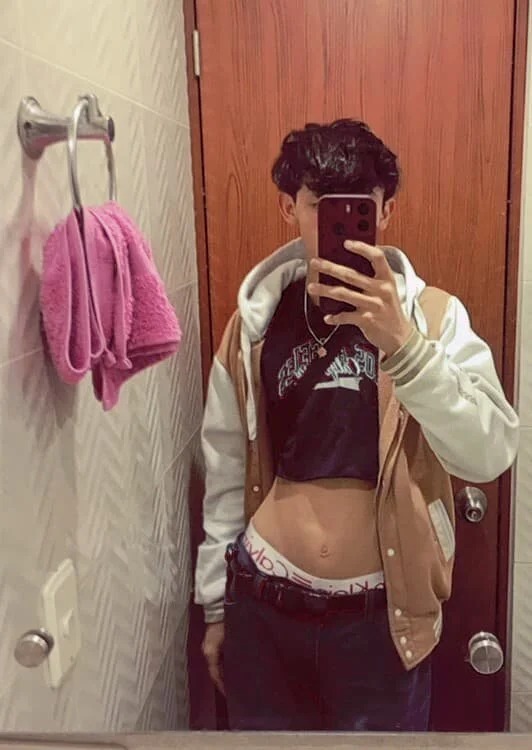 ETHANN_TAY1 Chatroom