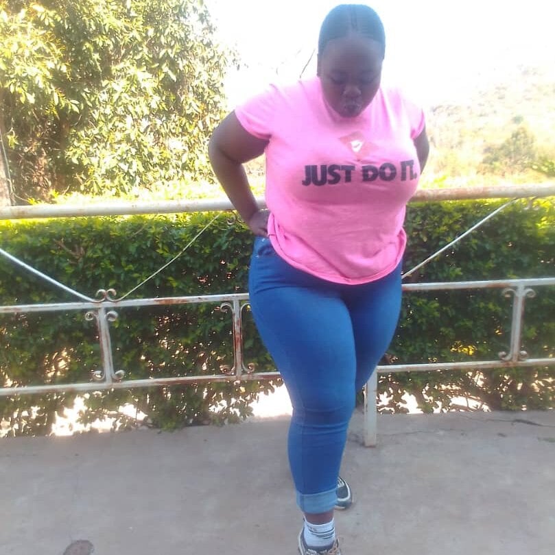 EbonyHotBunsx44 Chatroom