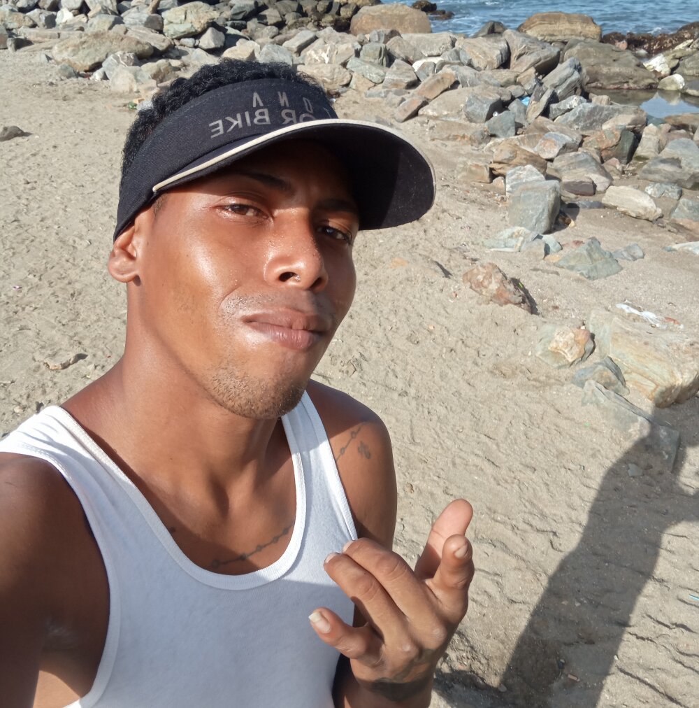 Edinson_23CM Chatroom