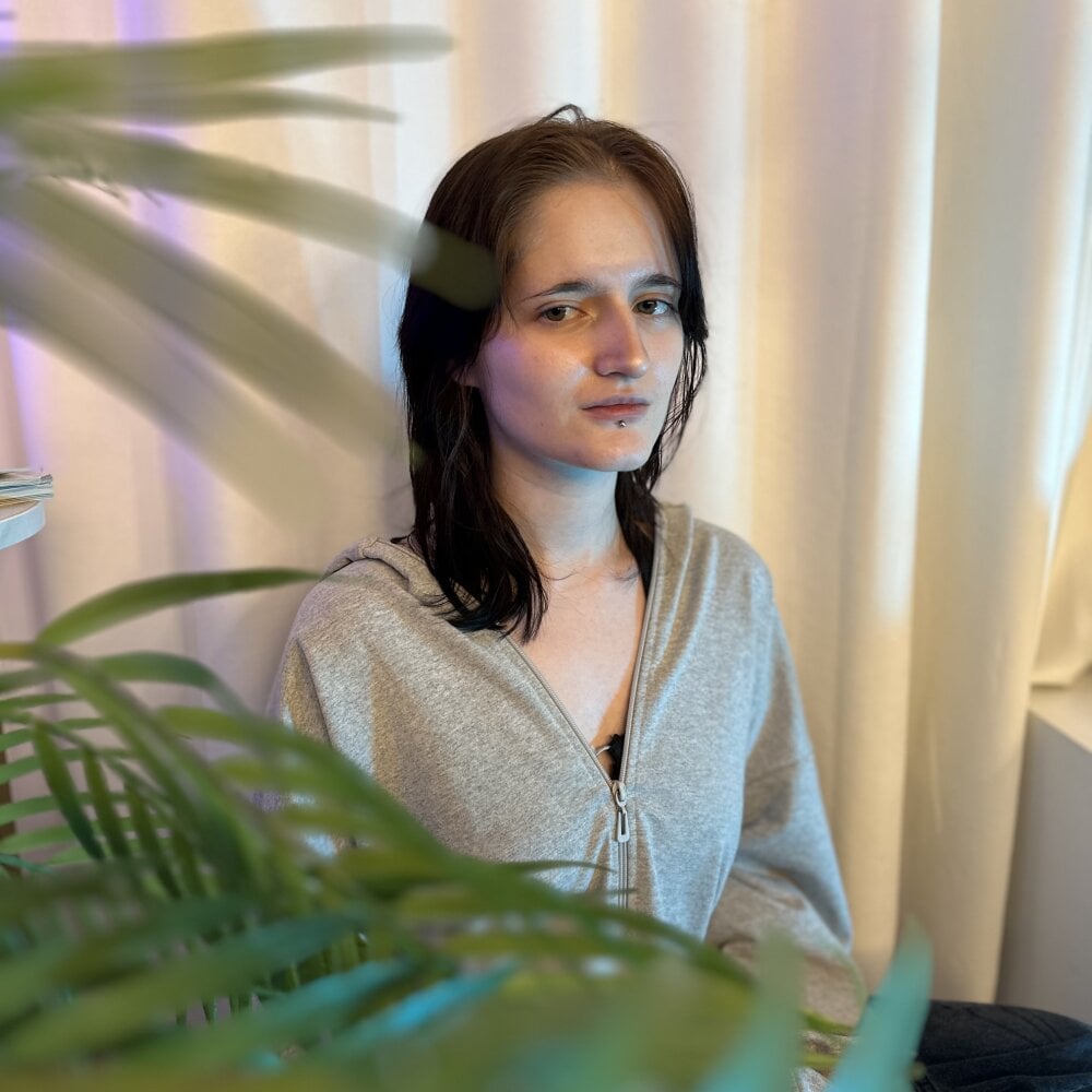 EffieLilium Chatroom