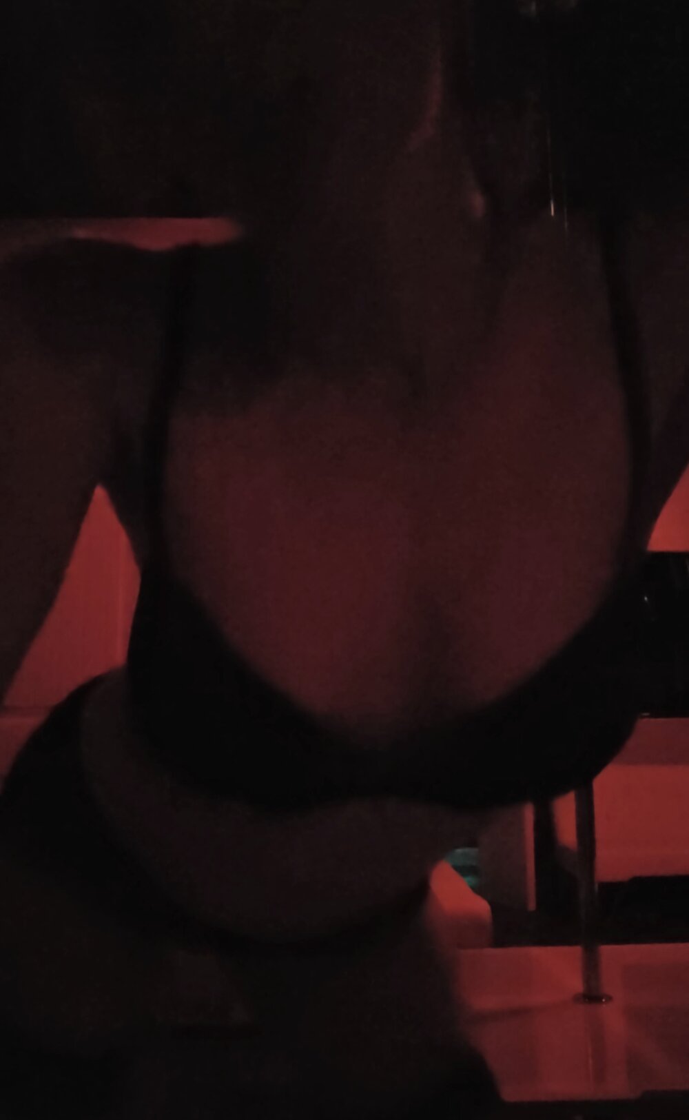 EiraYanovich Chatroom