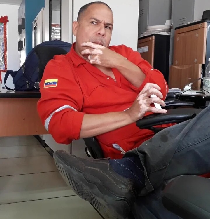 El-reyleon Chatroom