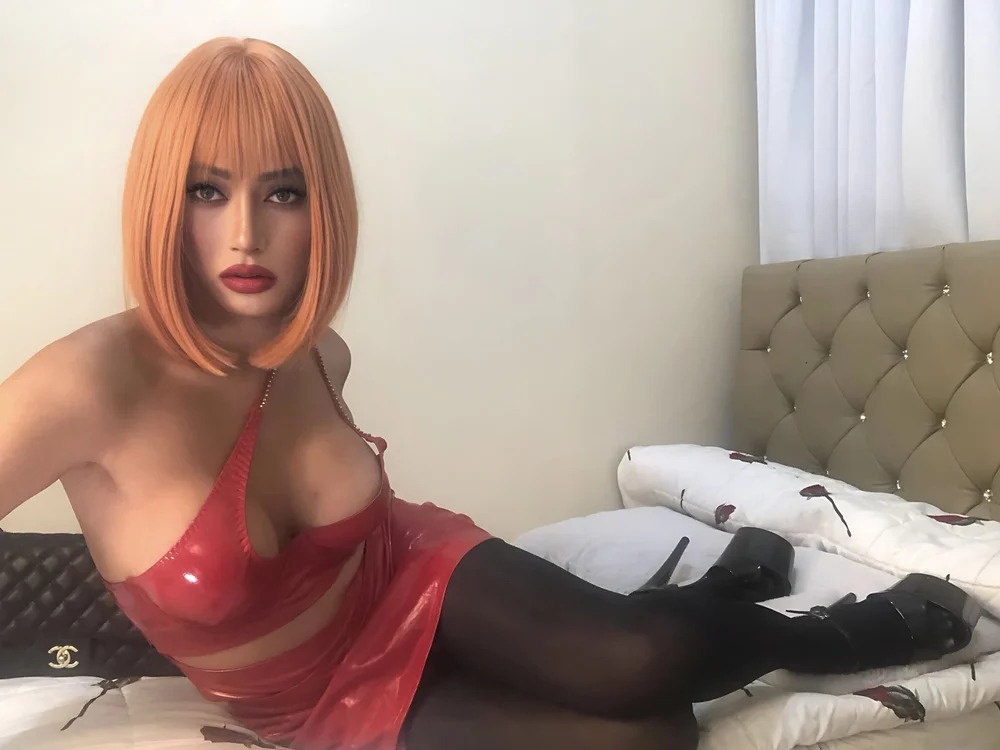 ElainePerthX Chatroom