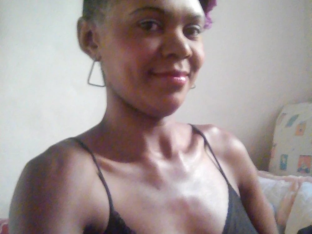 Electra_Raven Chatroom