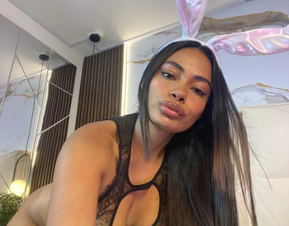 ElenaJamess Chatroom