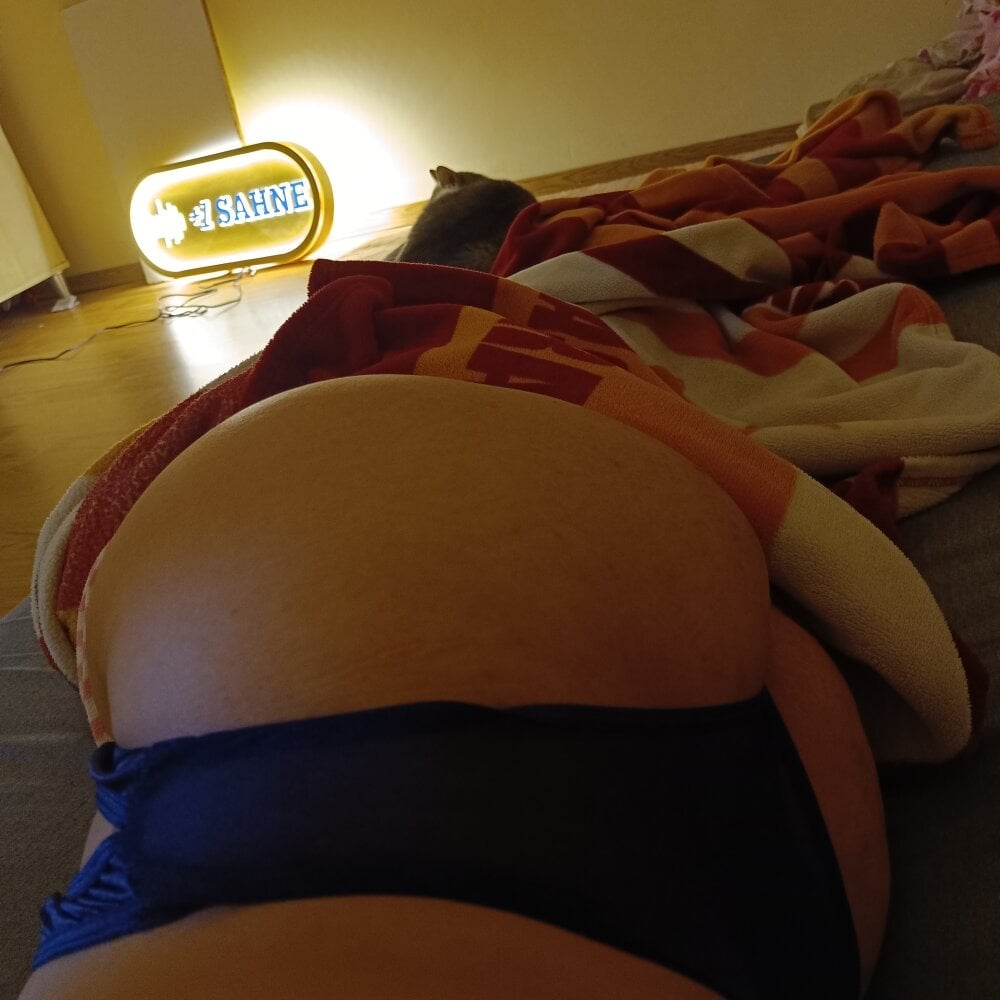 Elifyavass Chatroom