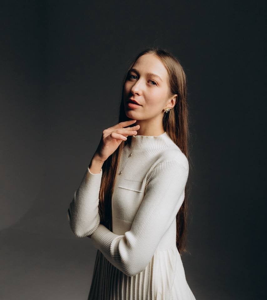 ElinHartshorne Chatroom