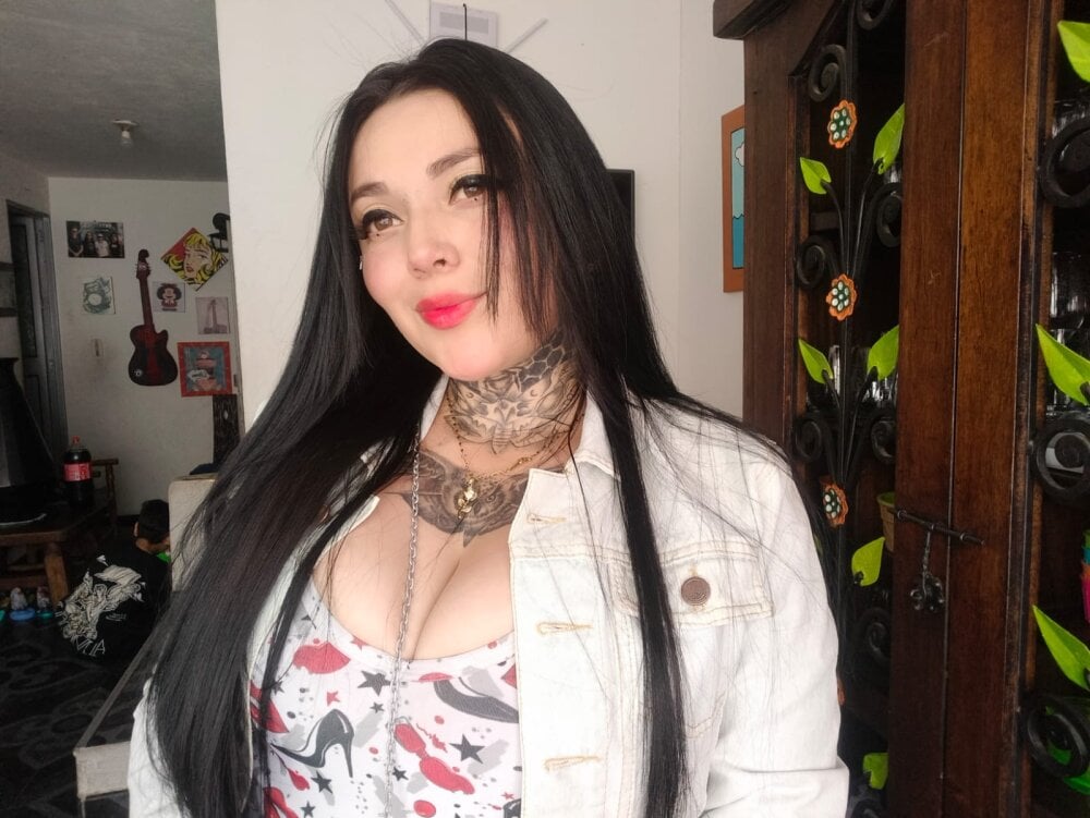 Elisce_cloudd Chatroom