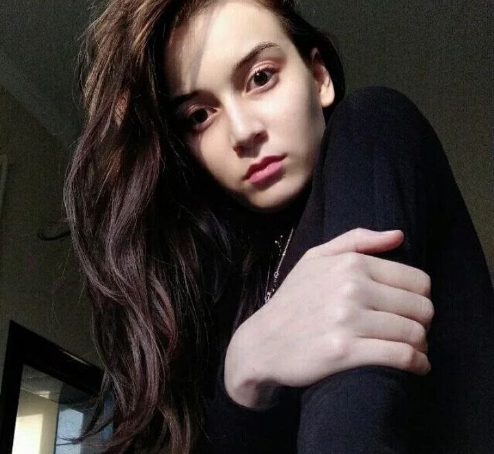 EliseMilby Chatroom