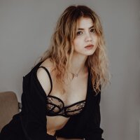 ElizabethMad Chatroom