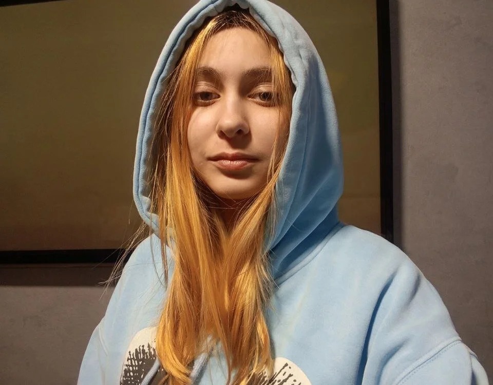 ElizabethSut Chatroom