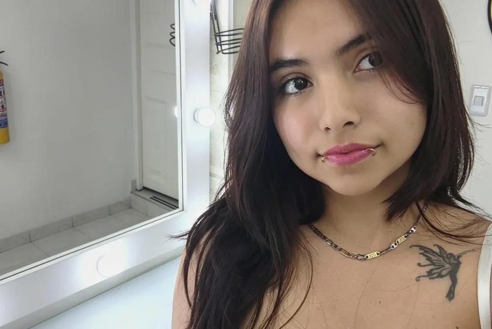 Elizza_ Chatroom