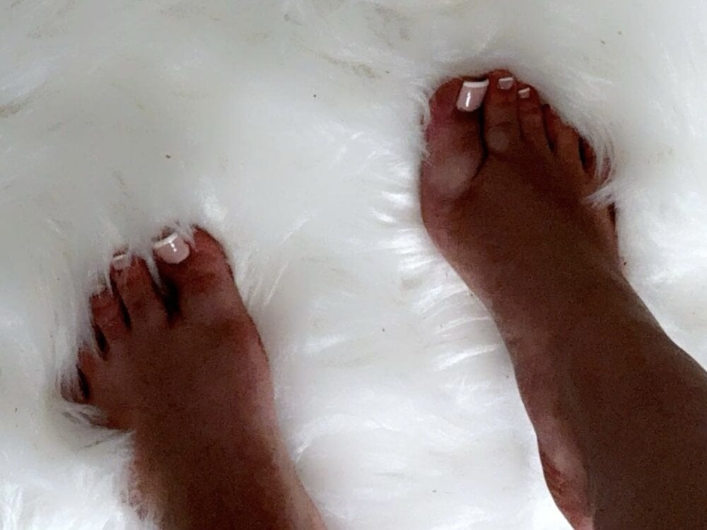 EllaStarrxxx Chatroom