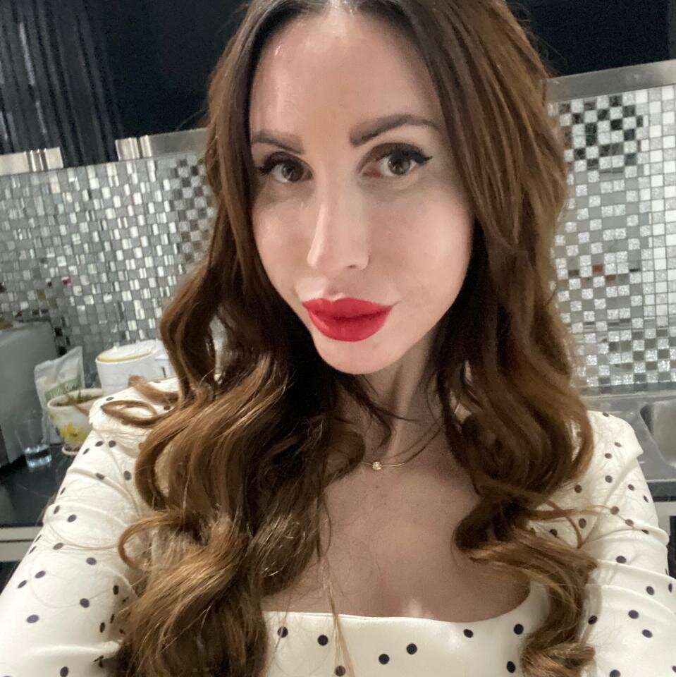 Ella_Sea Chatroom
