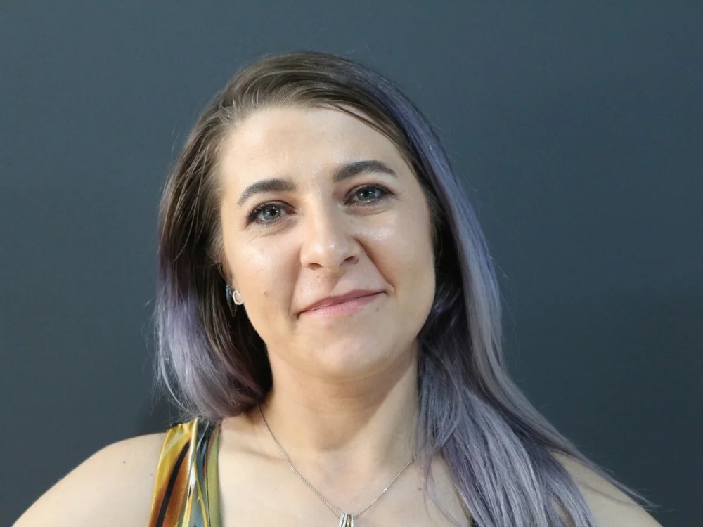 ElliePierce Chatroom