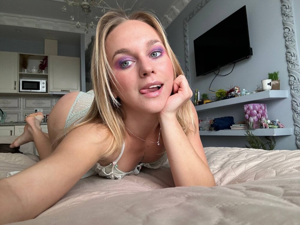 Ellis_Blossom Chatroom