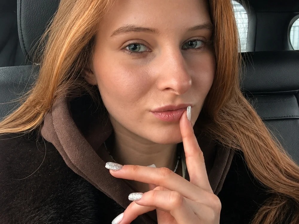 EllyCerry Chatroom