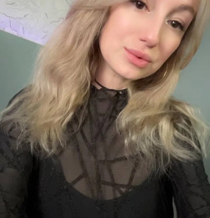 ElsaSunday Chatroom