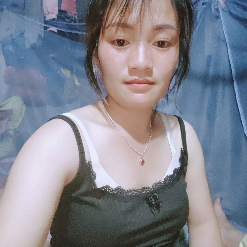 Emi123_ Chatroom