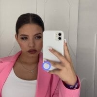 EmiliaLewis Chatroom