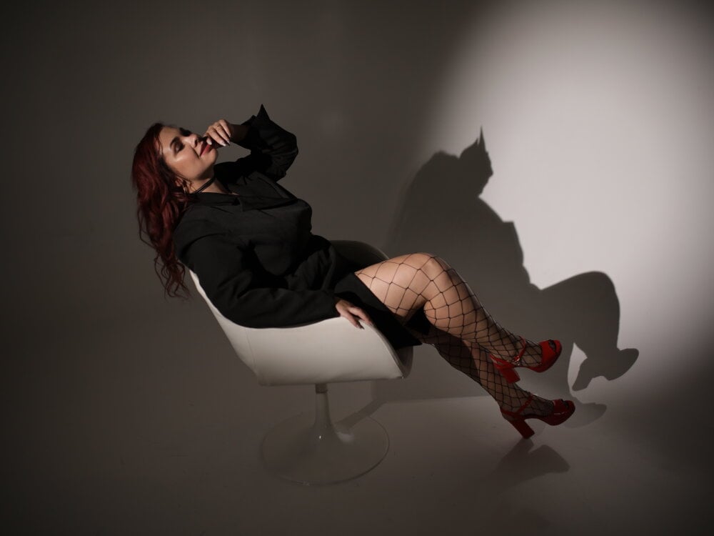 EmilyStevens Chatroom