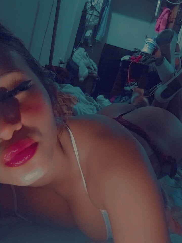 Emily_Castillar_Rs Chatroom