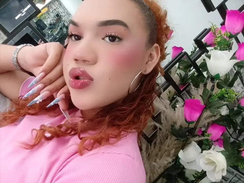Emily_Channell Chatroom