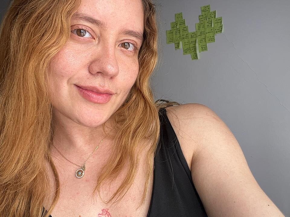 Emily_Parness Chatroom