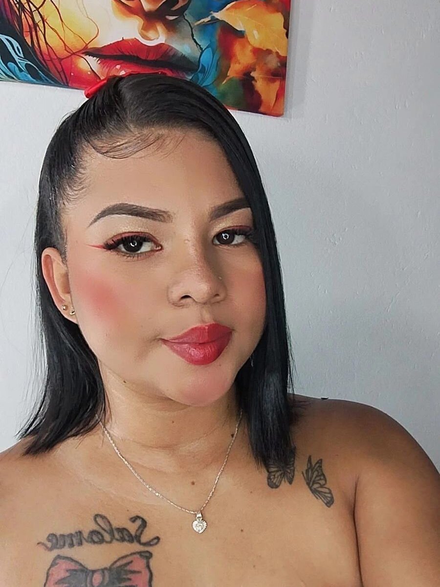 Emily_Thompson33 Chatroom