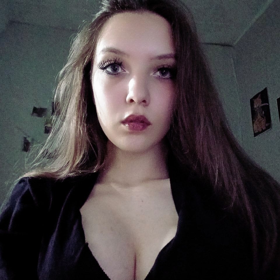 Emily_tender Chatroom