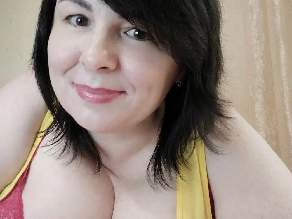 EmilyaLooo Chatroom