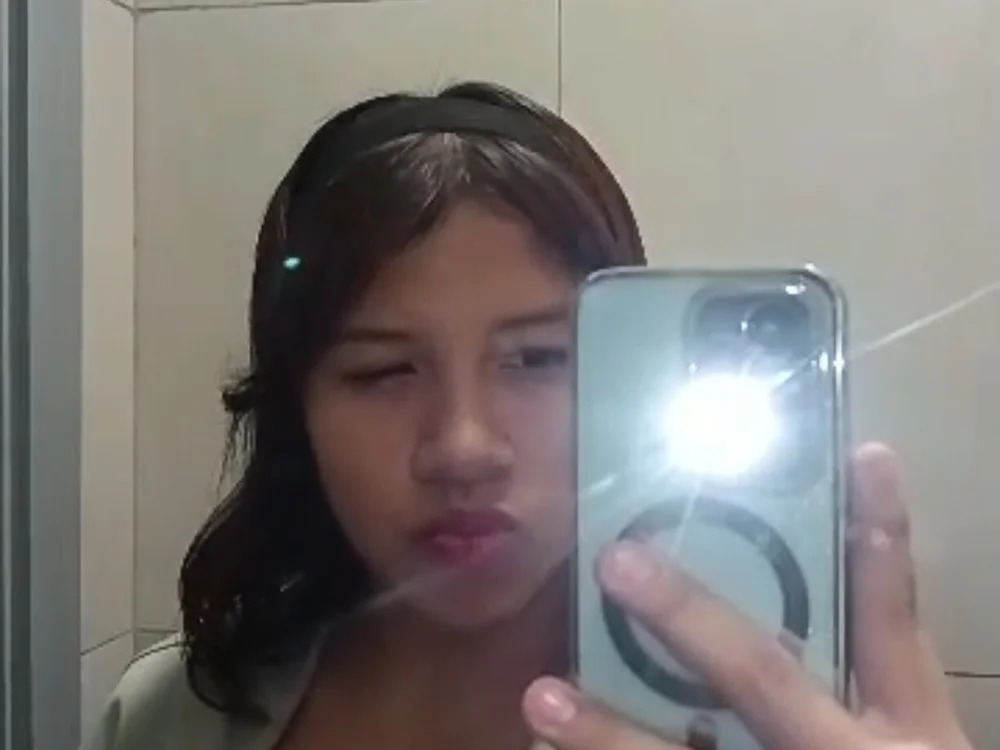 Emimii Chatroom