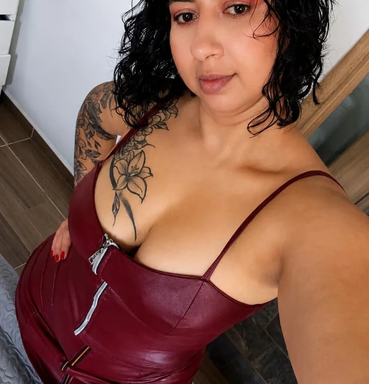 EmmaDelacroix Chatroom