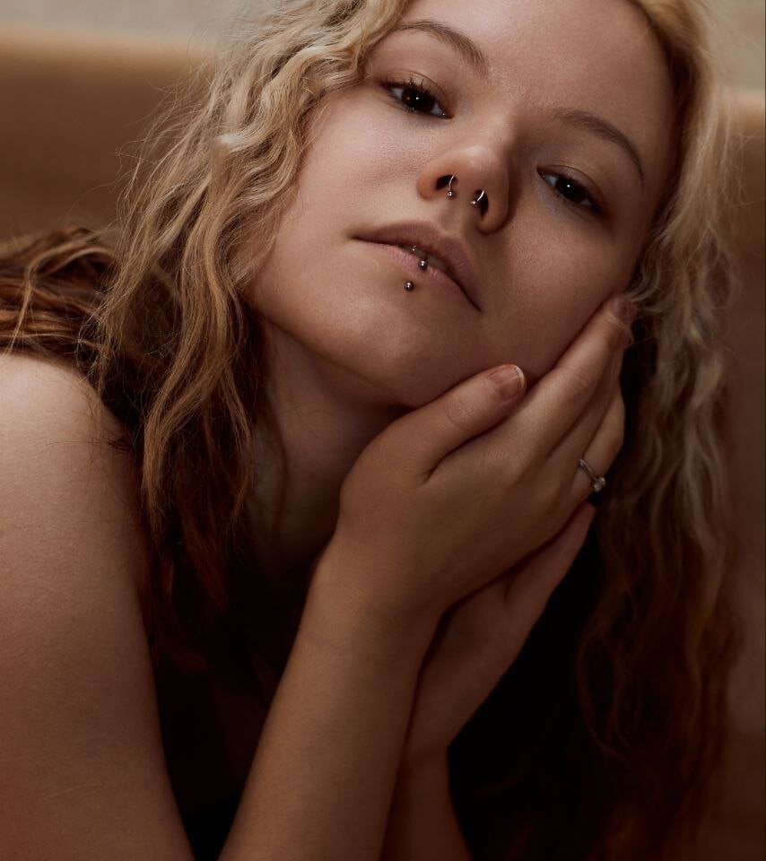 Emma_Stoune Chatroom