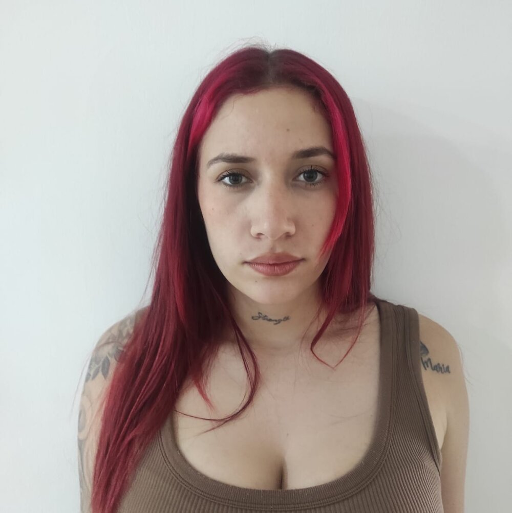 EmmaaCastro Chatroom