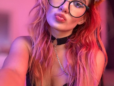 emmyfoxxofficial