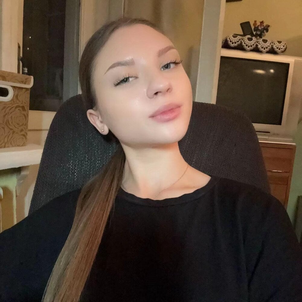 EnergeticMona Chatroom