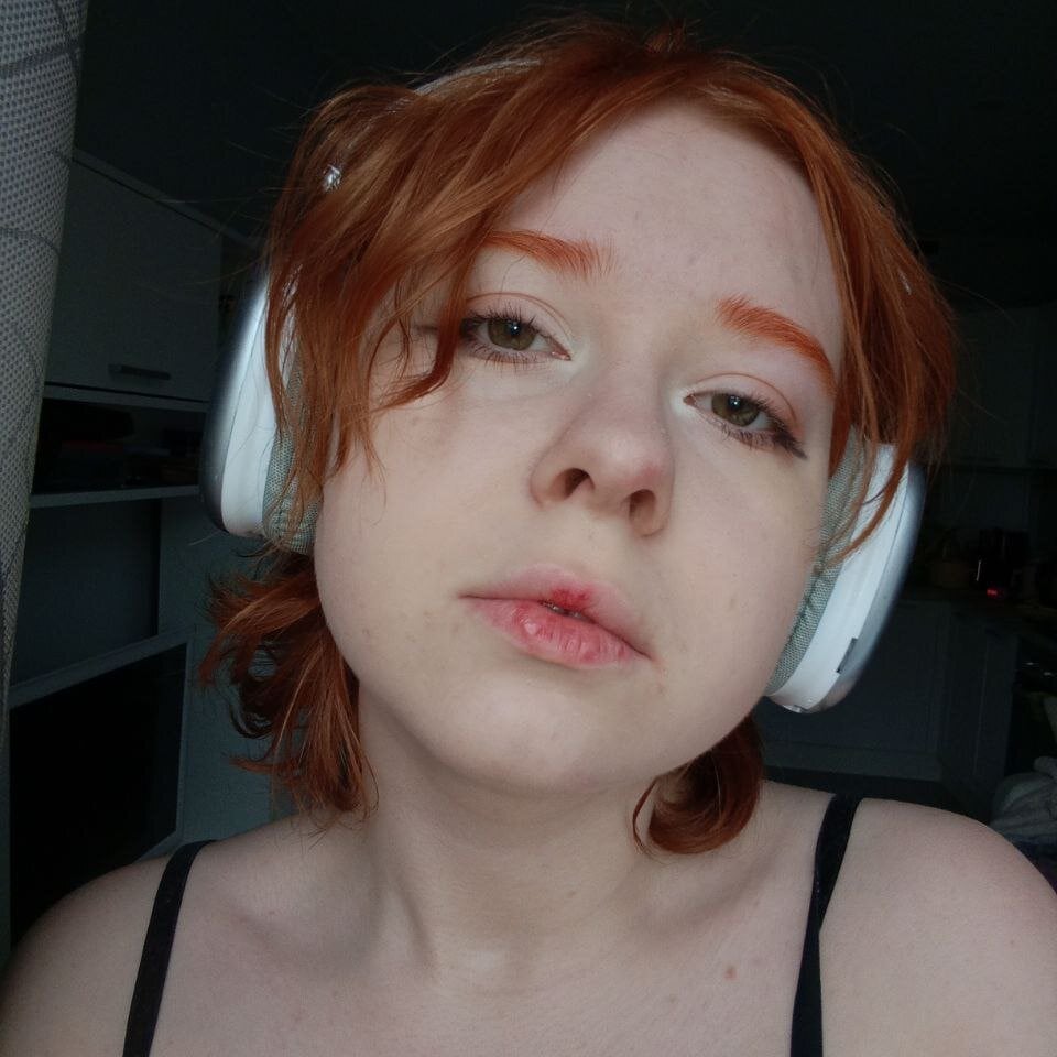 Erica_angel Chatroom