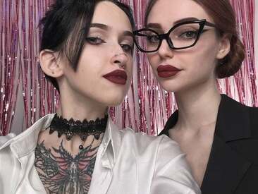Erika_and_Ariella