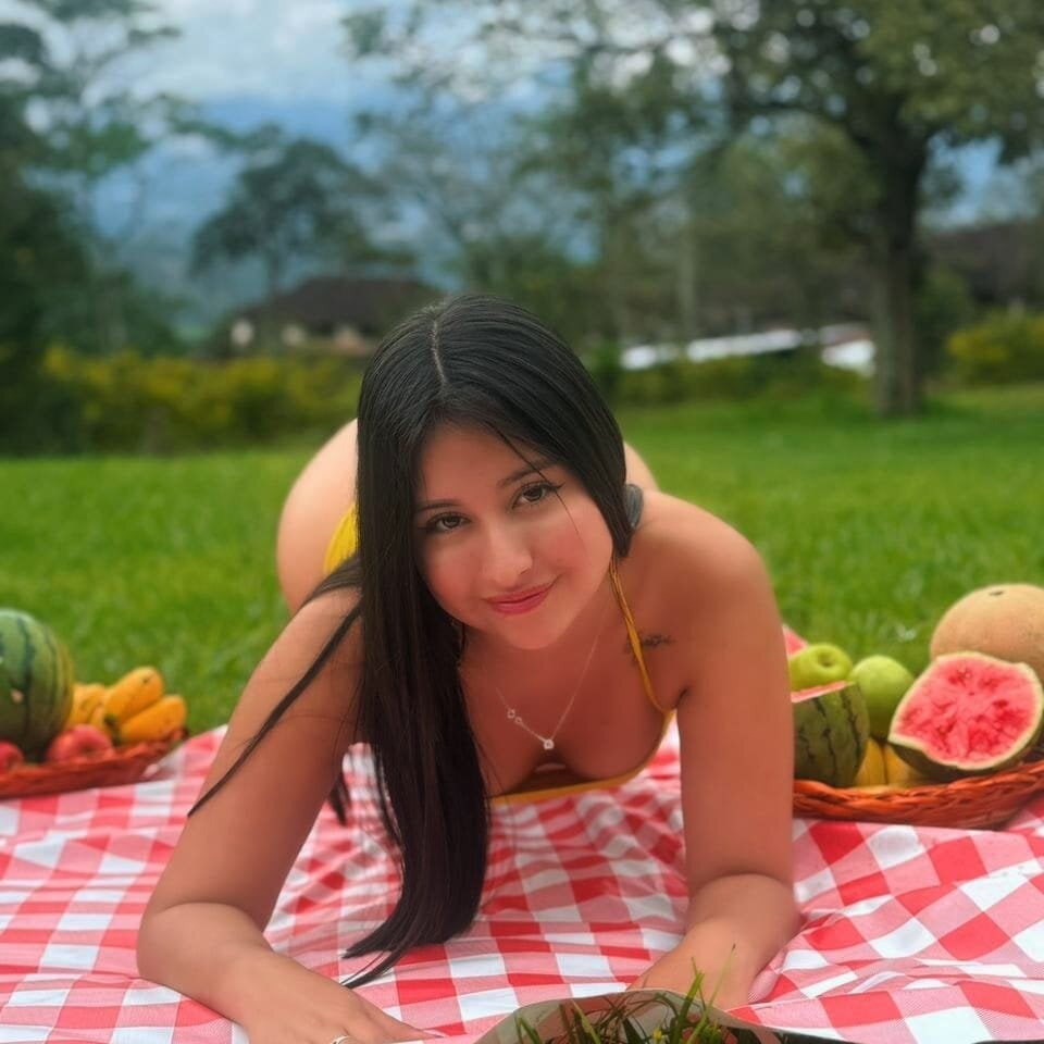 EscarlethFox Chatroom