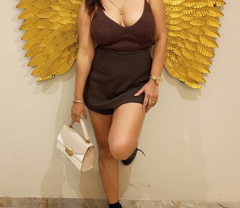 Esha_Fen Chatroom