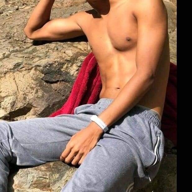 Estebanbigcock23 Chatroom