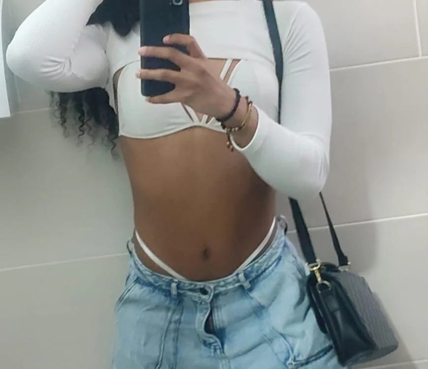 Estefa_Stealth Chatroom