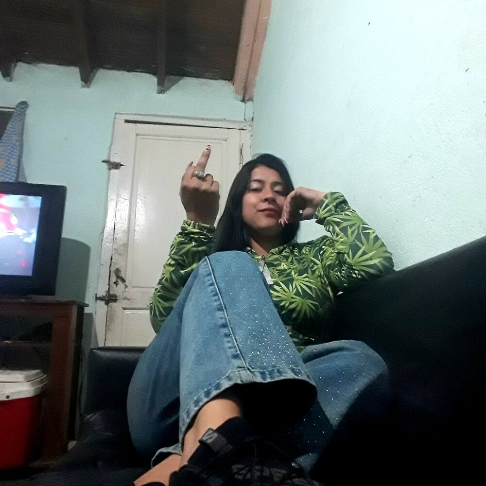 Estefanny_Lolyy Chatroom