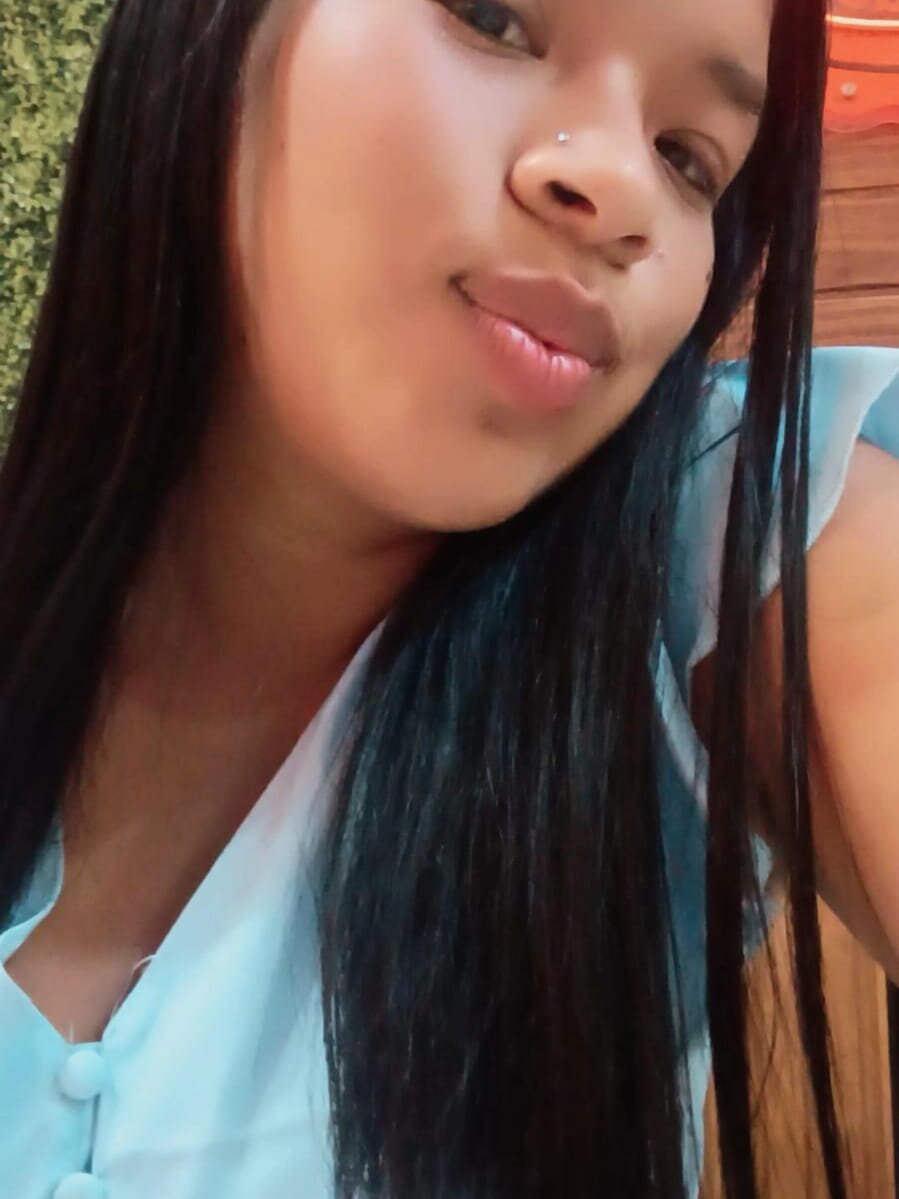 Estefi33 Chatroom